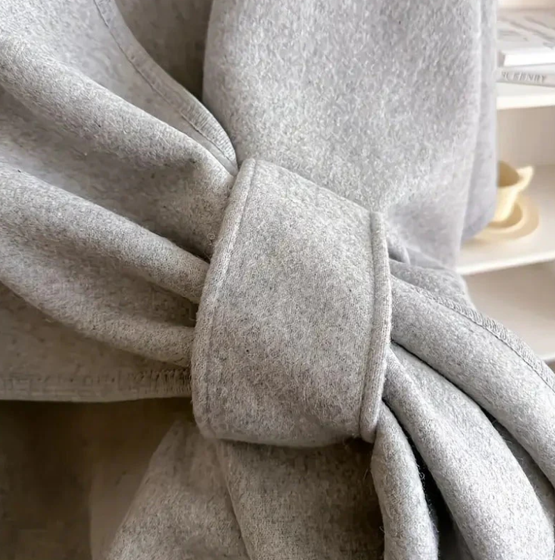 Châle Élégance – La Câline™ : Douceur & Confort Haut de Gamme